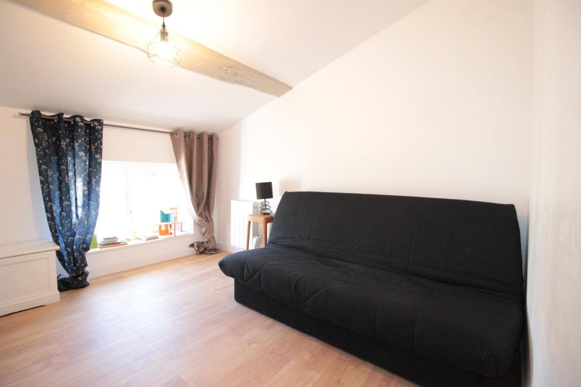 Logement Neuf "Meuse" - Hyper Centre - Parking Proche - Proche Gare - 4 Chambres - Terrasse Couverte - Wifi ! Gere Par Prestazen'Services فردان سور ميوز المظهر الخارجي الصورة