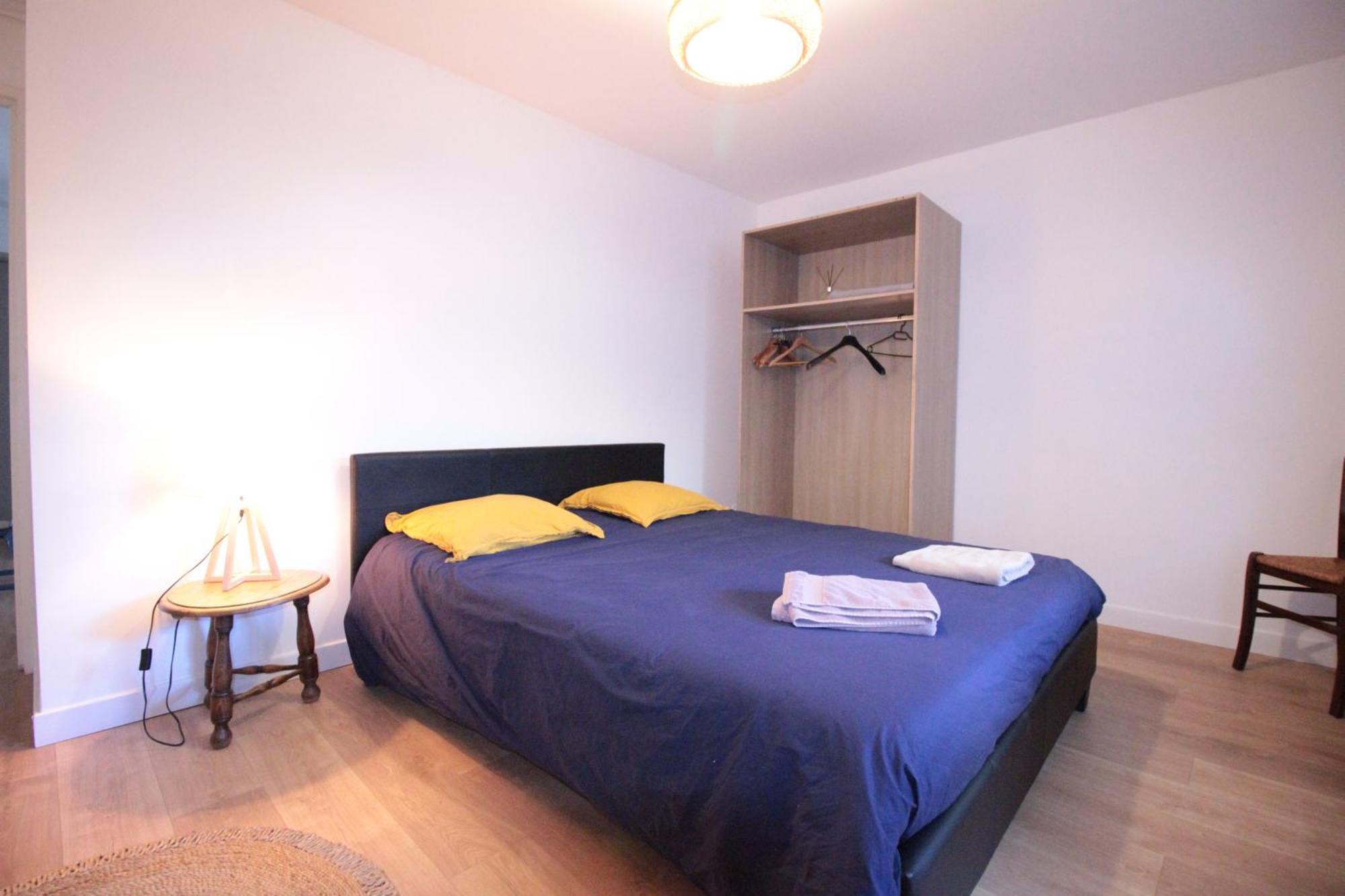 Logement Neuf "Meuse" - Hyper Centre - Parking Proche - Proche Gare - 4 Chambres - Terrasse Couverte - Wifi ! Gere Par Prestazen'Services فردان سور ميوز المظهر الخارجي الصورة
